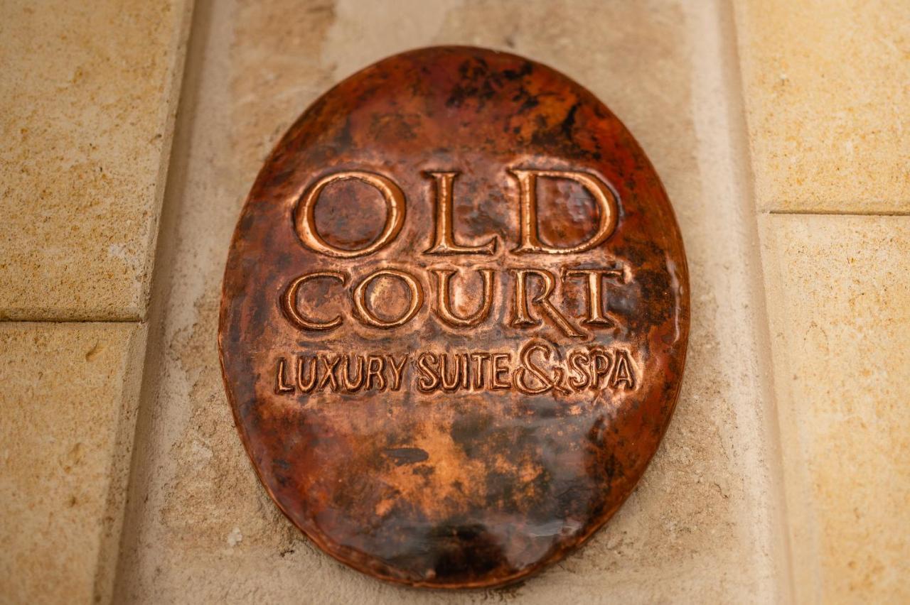 Old Court Luxury Suite&Spa By Monholiday Monopoli Buitenkant foto