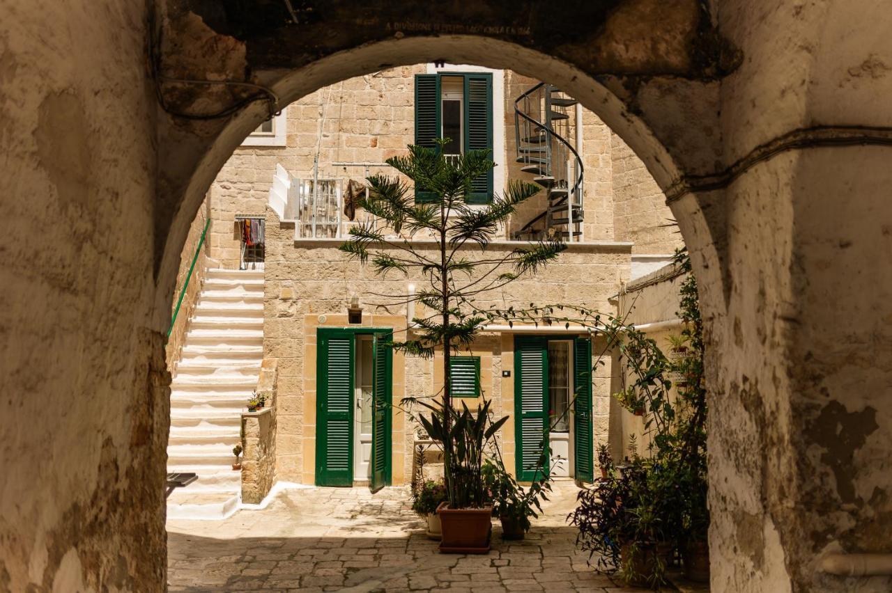 Old Court Luxury Suite&Spa By Monholiday Monopoli Buitenkant foto